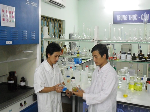 Chụp tại TT R&D Công ty CP CN Tiến Nông